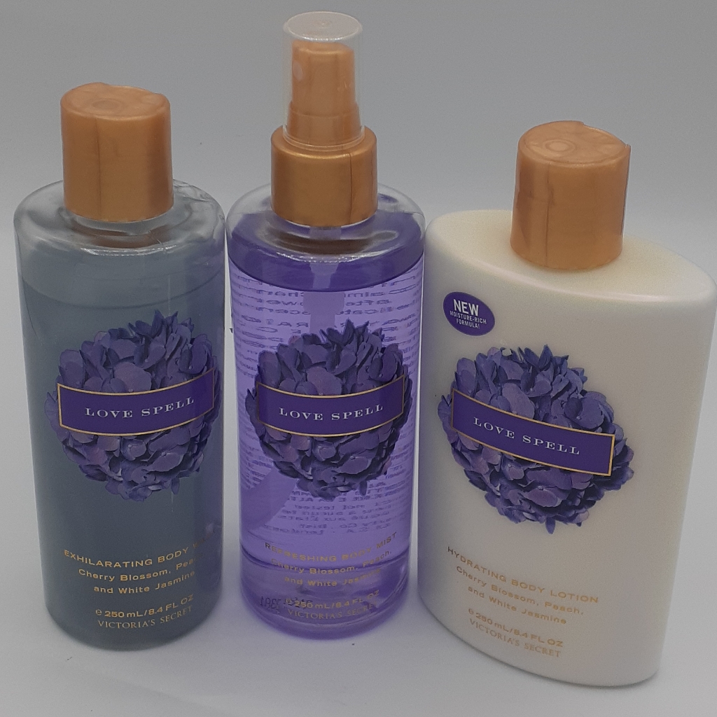 Victoria’s Secret Love Spell Mist/Lotion Set